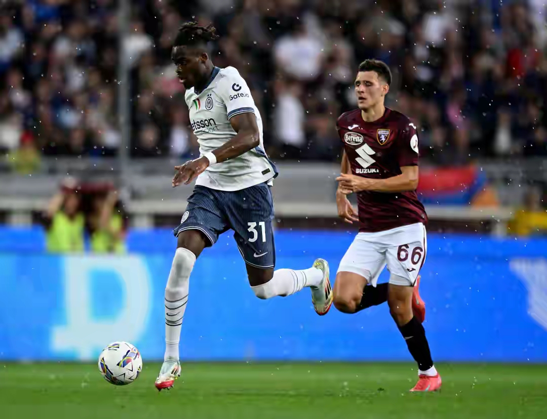 都灵对斯佩齐 都灵对斯佩齐