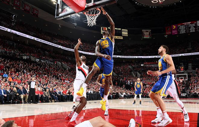 KOK体育-包含勇士客场逆转，横扫对手实现三连胜的词条